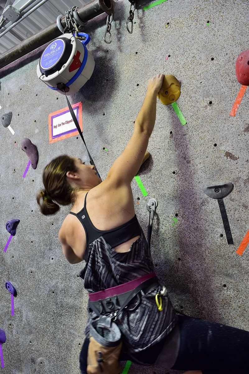 mo beck climbing on auto belay